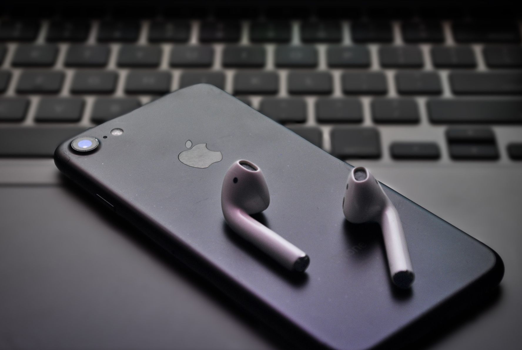 Cuffie Apple con Mac e iPhone